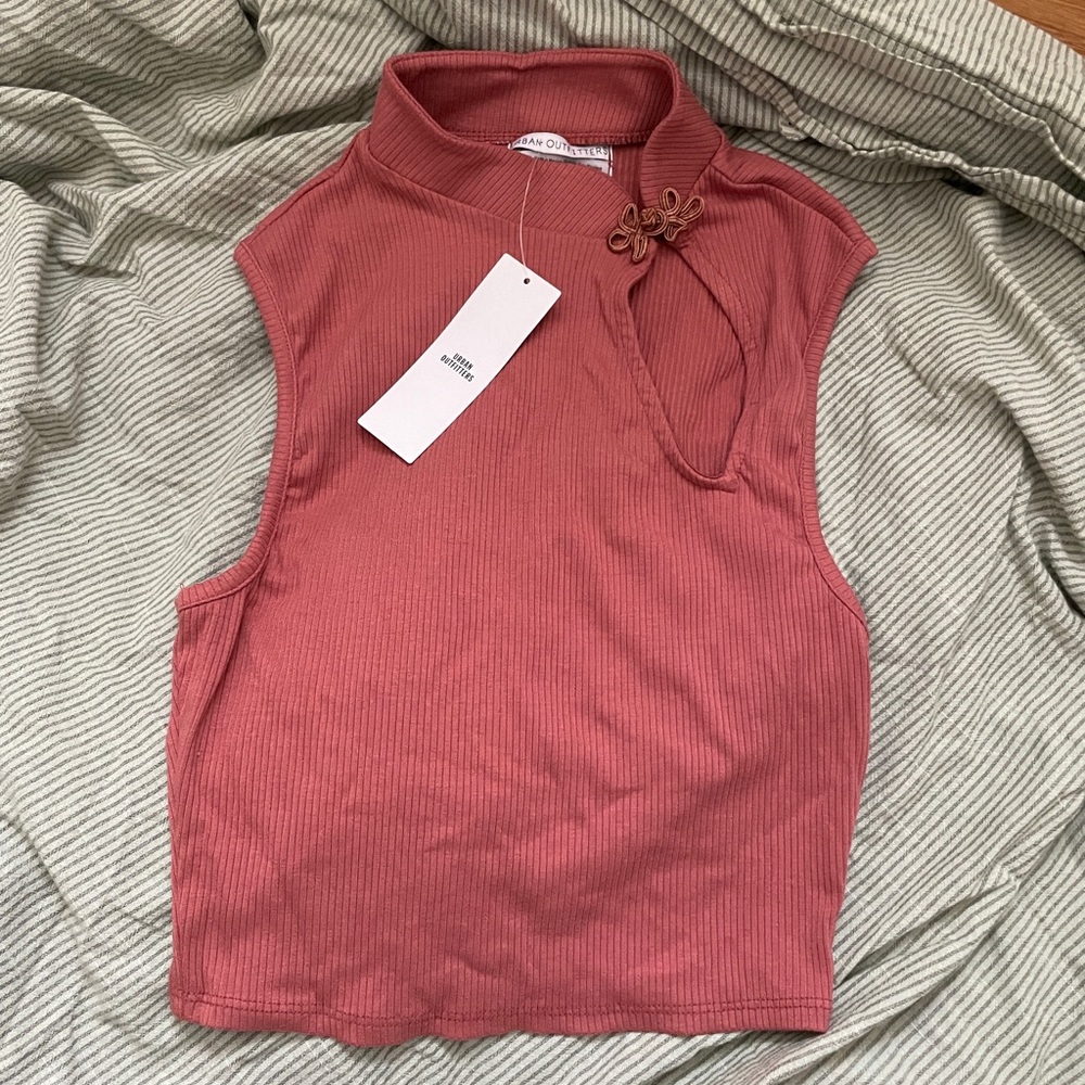 NWT urban outfitters cropped top